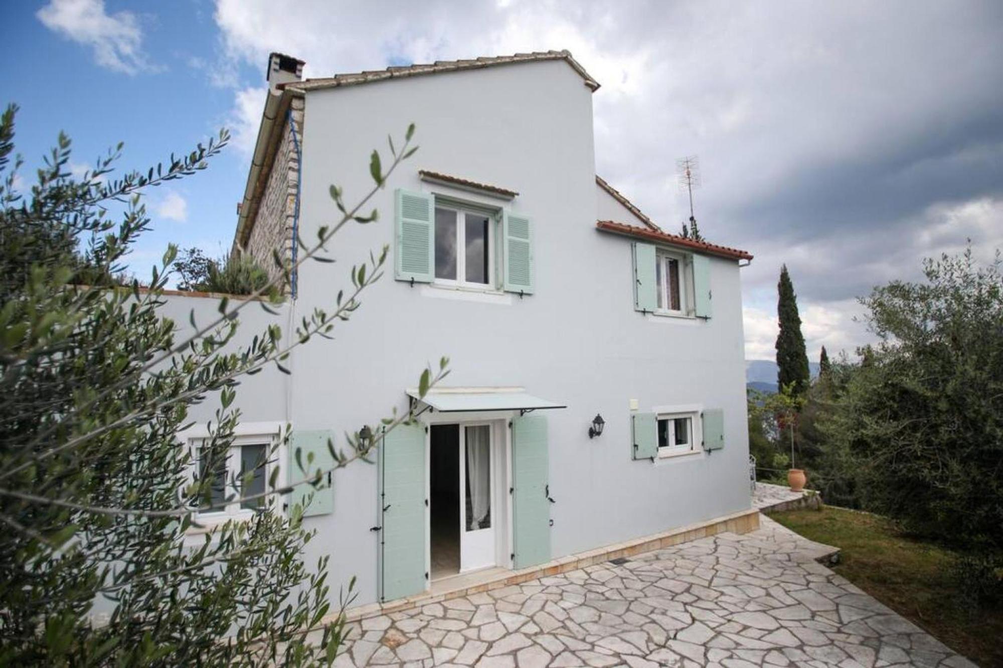 Sinies Cottage Agnítsini Esterno foto